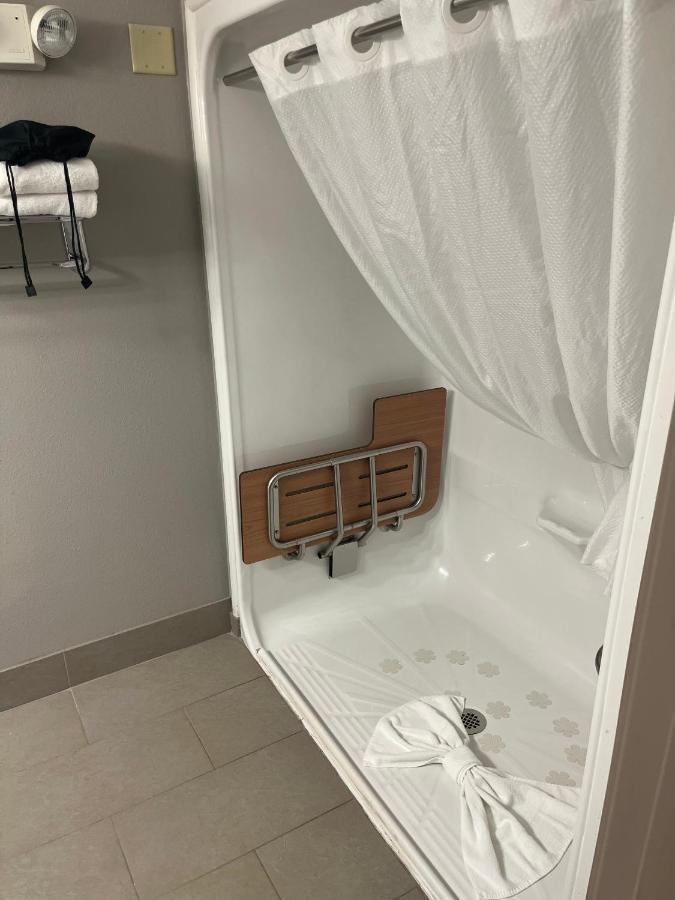Country Inn & Suites By Radisson, Madison Southwest, Wi フィッチバーグ エクステリア 写真